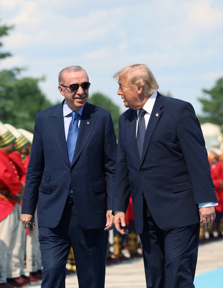Erdoğan, Trump’ı Konya ekibi ile karşıladı! Bu kareler dünya gündeminde 4